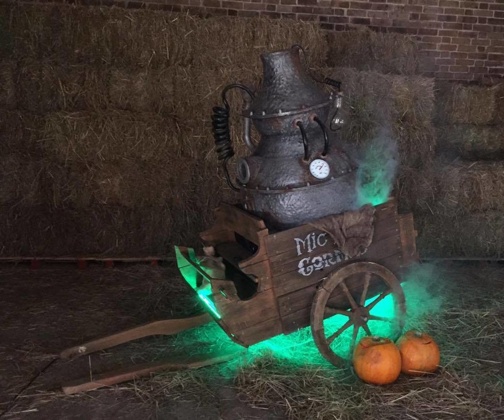 Spooky ghost cart