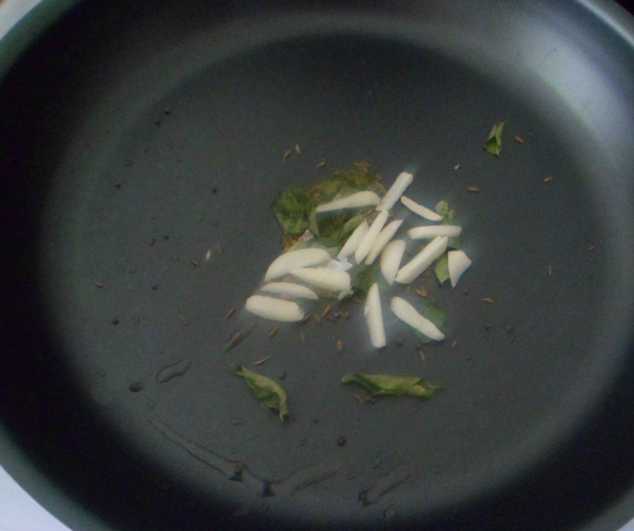 Garlic Rice With Lentil Spice Powder 7 Steps Instructables