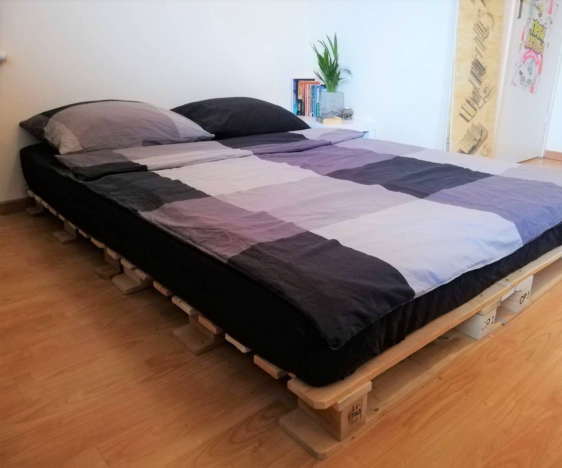 From Pallets to Bed 