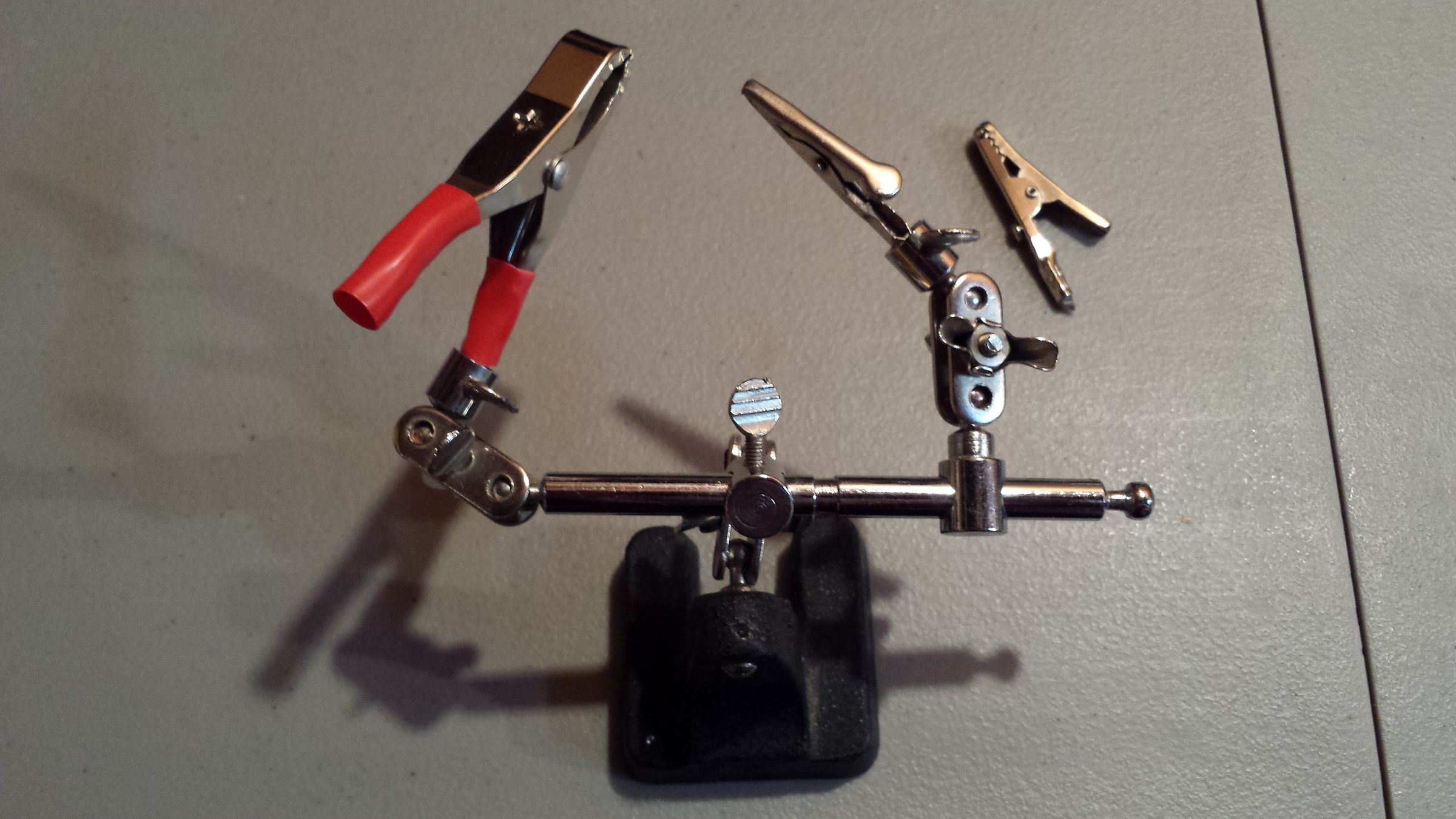 Upgraded Helping Hands : 4 Steps - Instructables