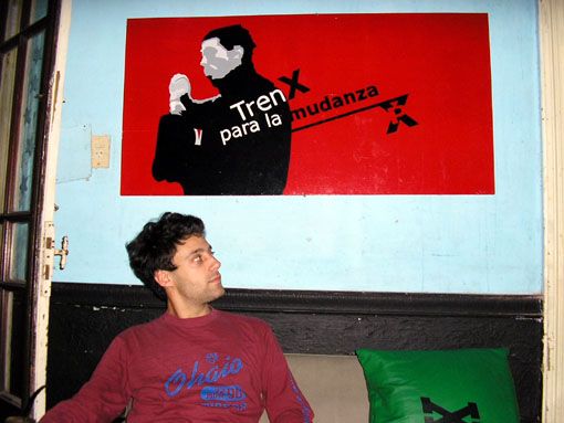 PINTAR CARTELES CON ESMALTE SINTETICO