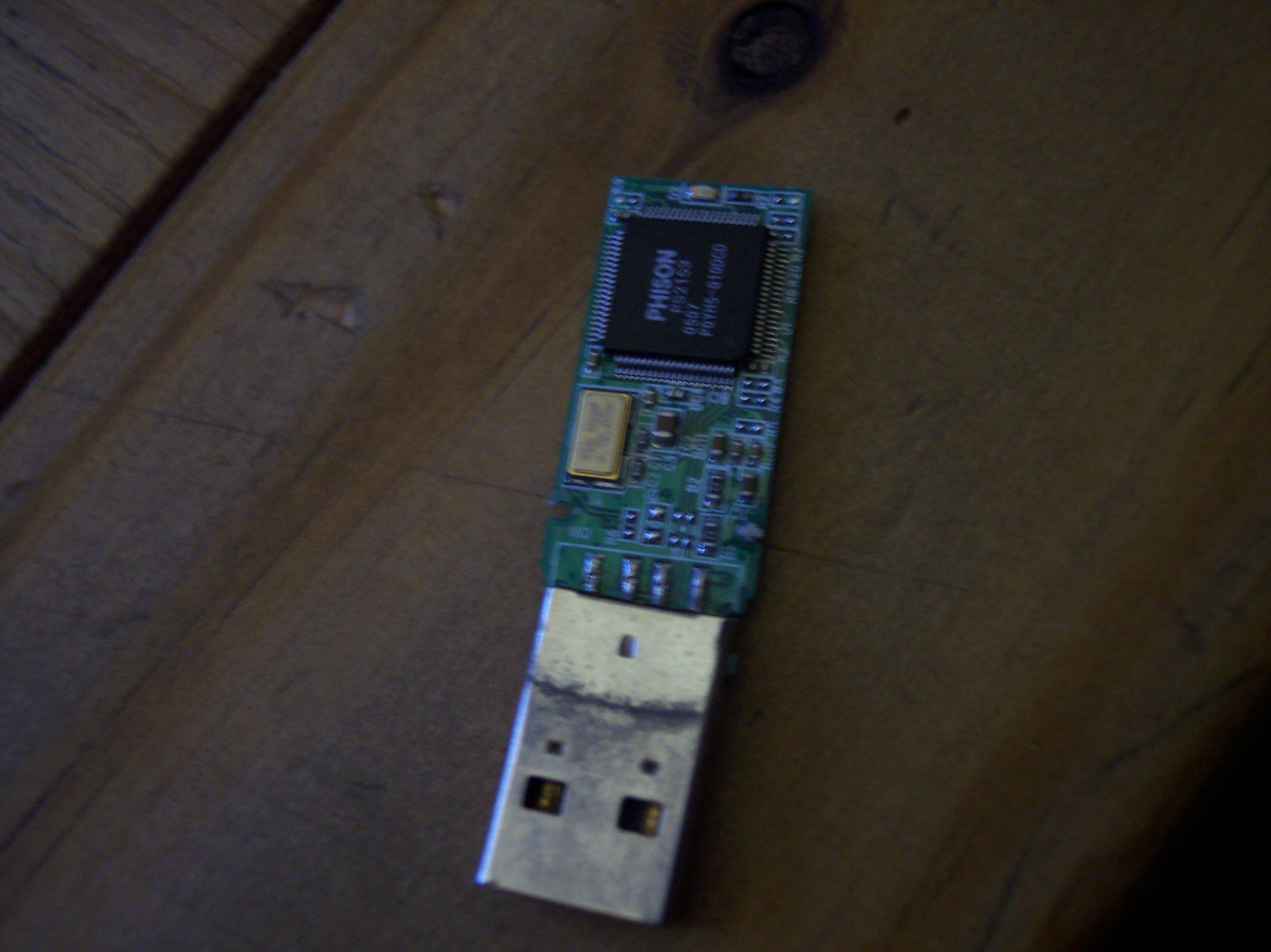 How to Fix a USB Flash Drive : 6 Steps - Instructables