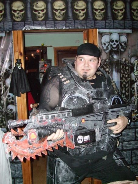 Halloween Cardboard Costumes and weapons Gears of war style
