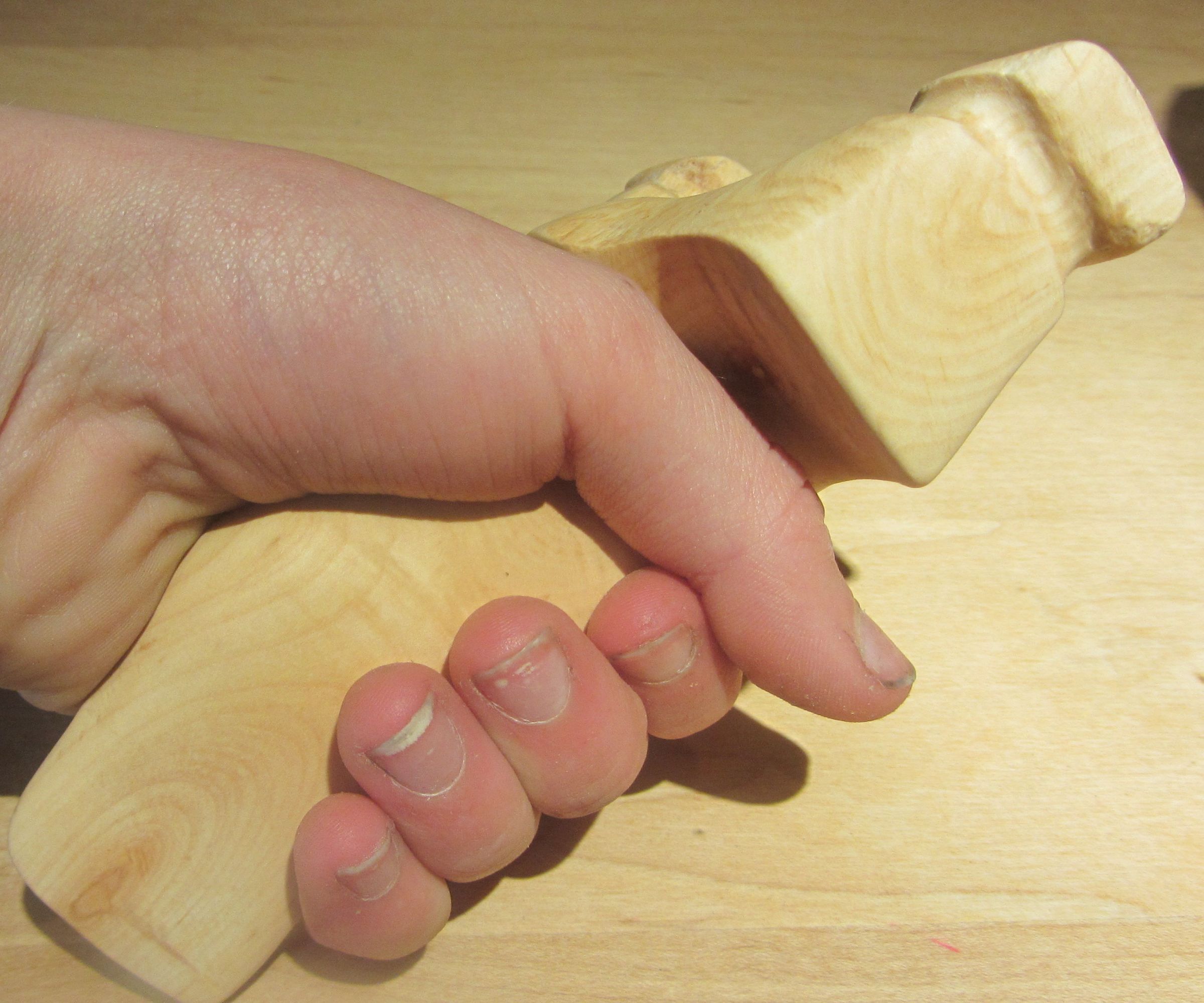 How to Carve a Beautiful Wooden Slingshot From a Tree Branch