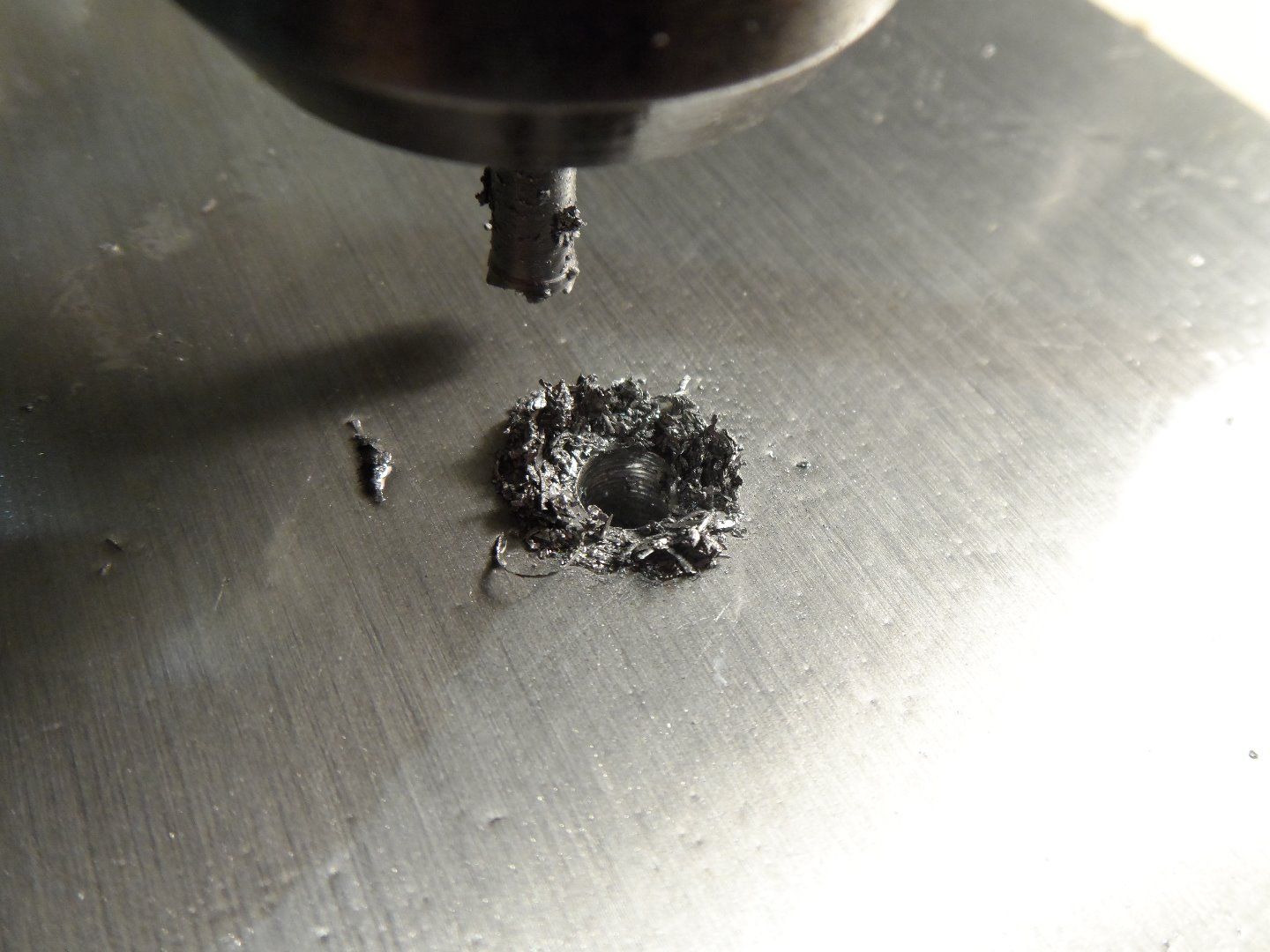 Extracting a Broken Threading Tap (with Pictures) Instructables