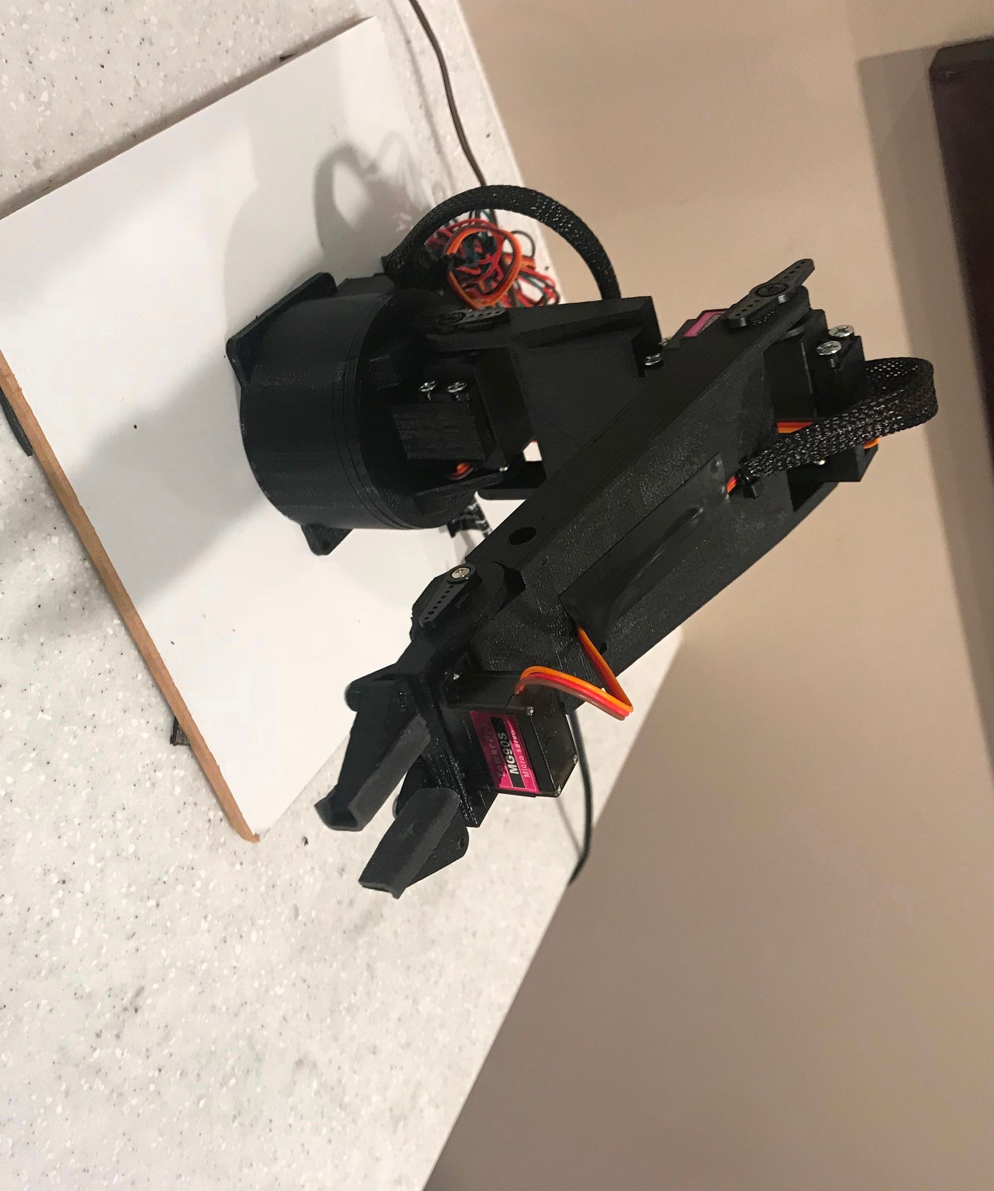 Z1: Wifi-Controlled Robot Arm