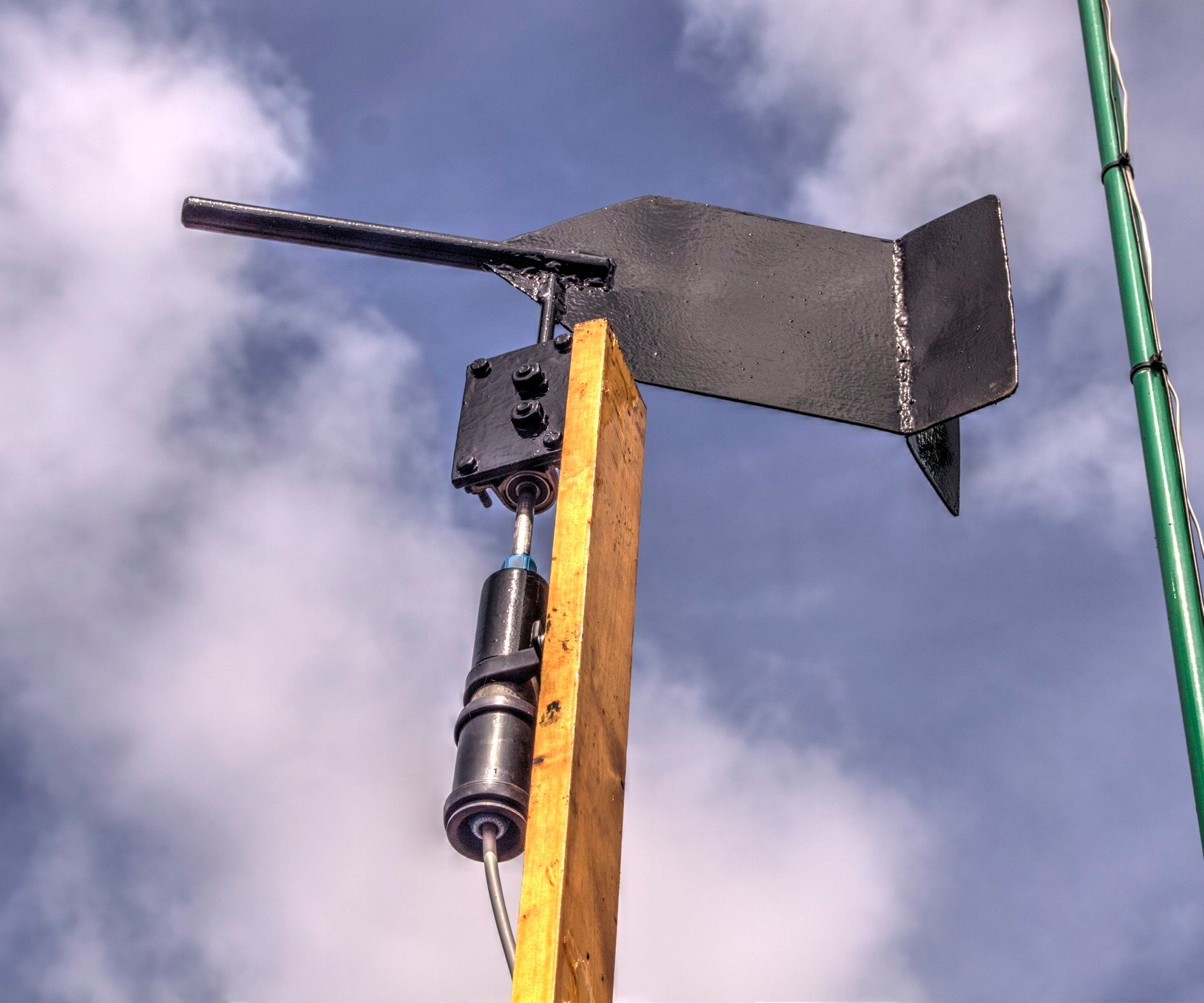 8 Bit Digital Weather Vane