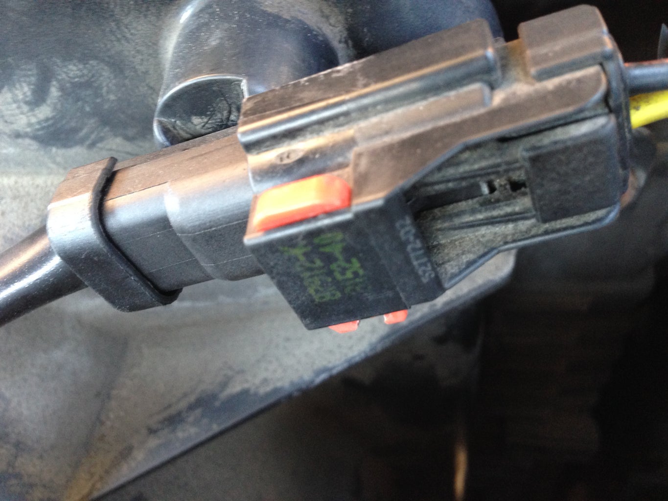 15 Minutes Jeep Liberty Cooling Fan Motor Replacement : 5 Steps