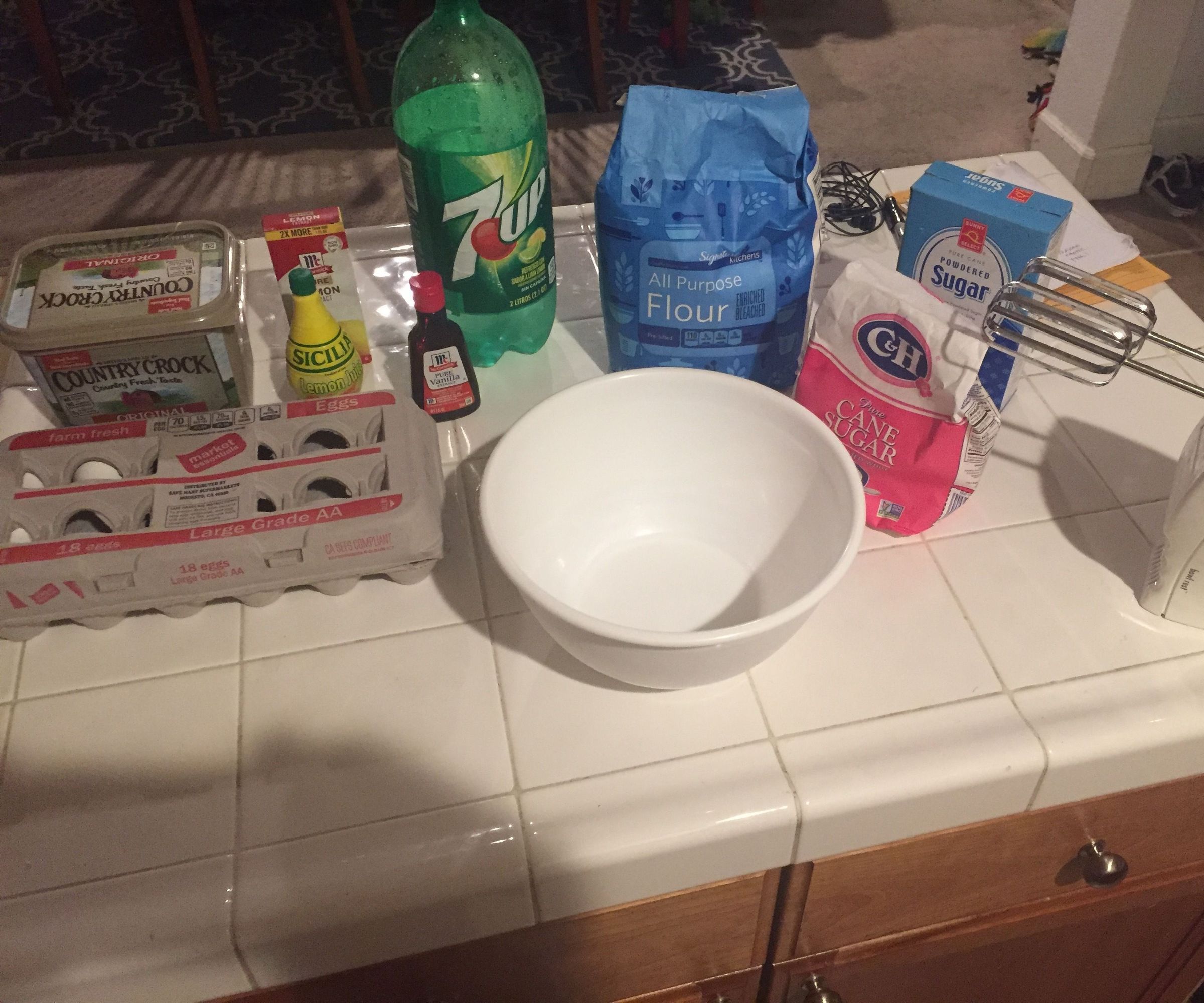 How to Make a 7 Up Bundt Cake #HMS2020
