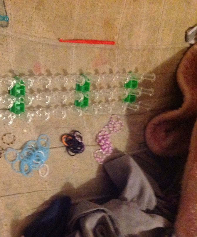 How to Make a Waterfall Bracelet on the Loom Rectangle Shape