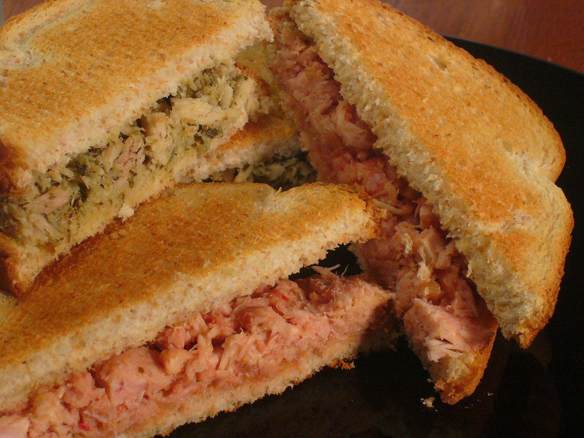 [Collegiate Meals] Two Way Tuna Sandwiches