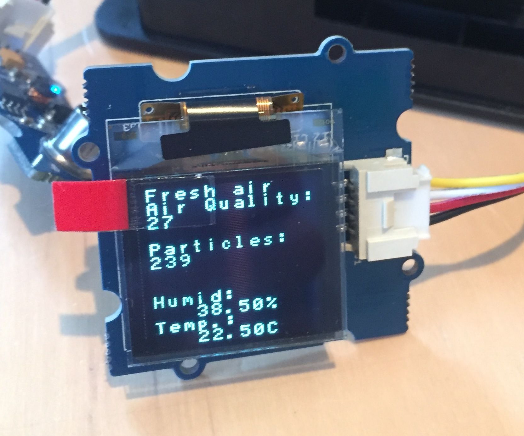 Room air analyzer