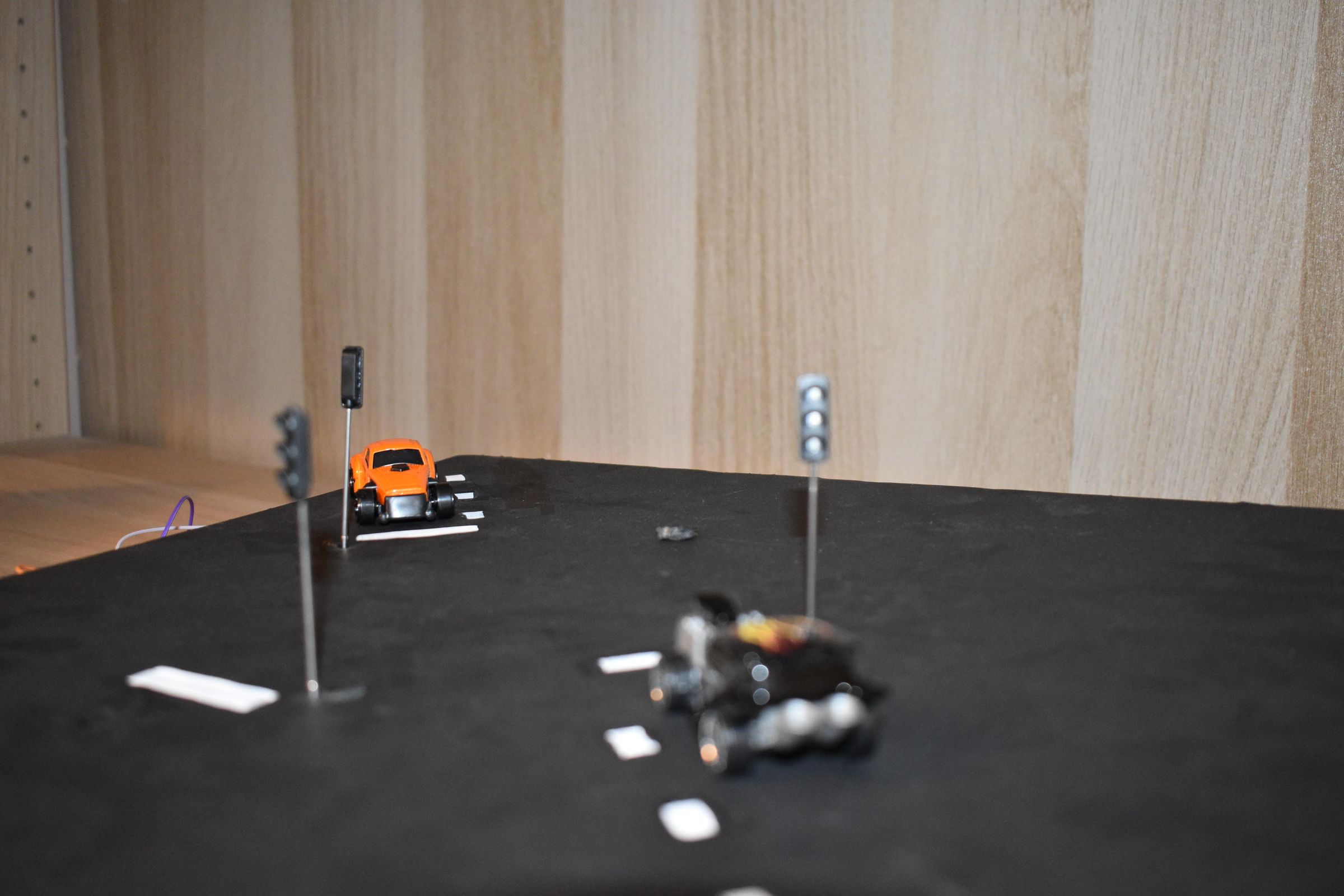 Safer Traffic Lights (Not Working) 4 Steps Instructables