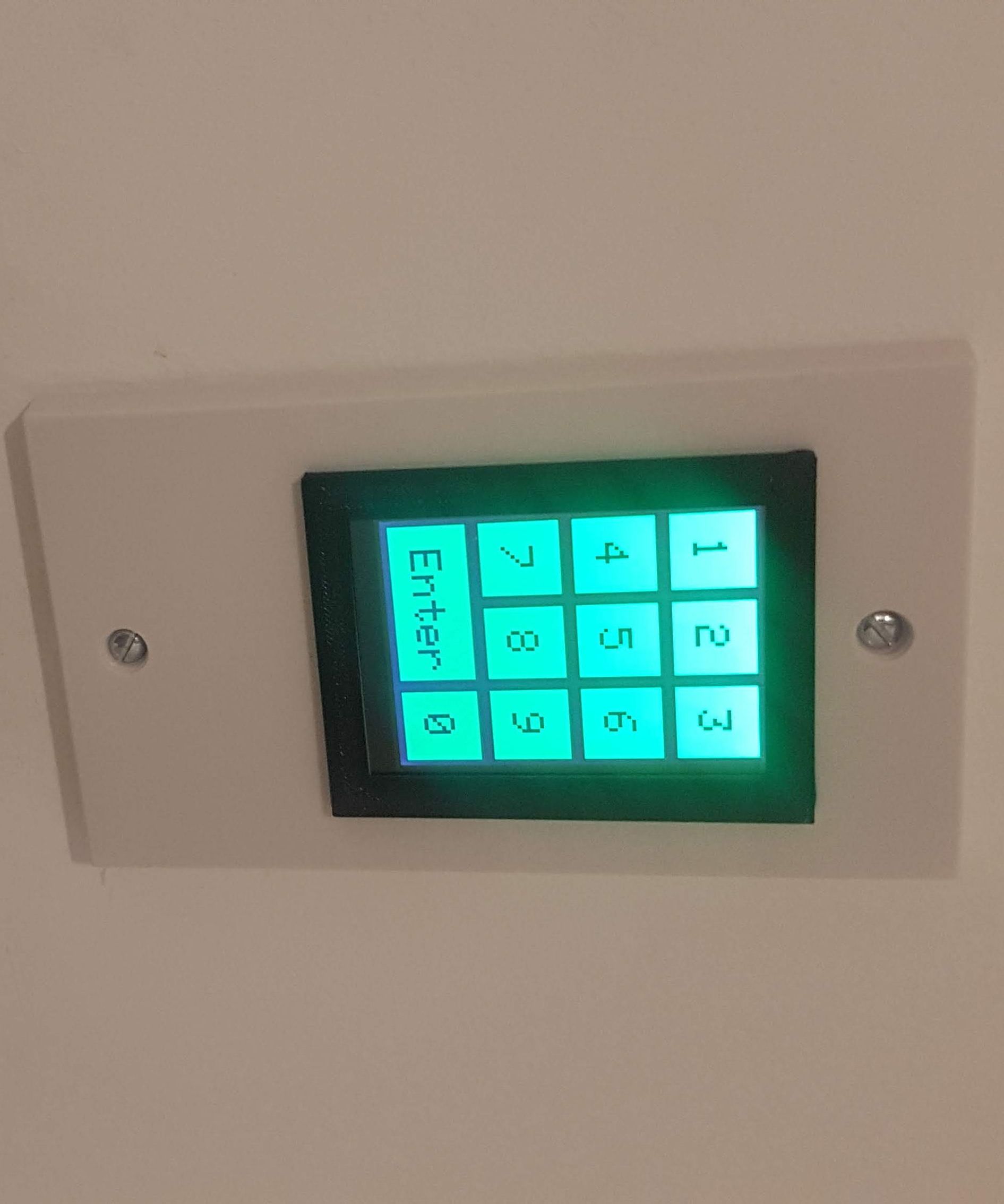Arduino TFT Touchscreen Door Lock