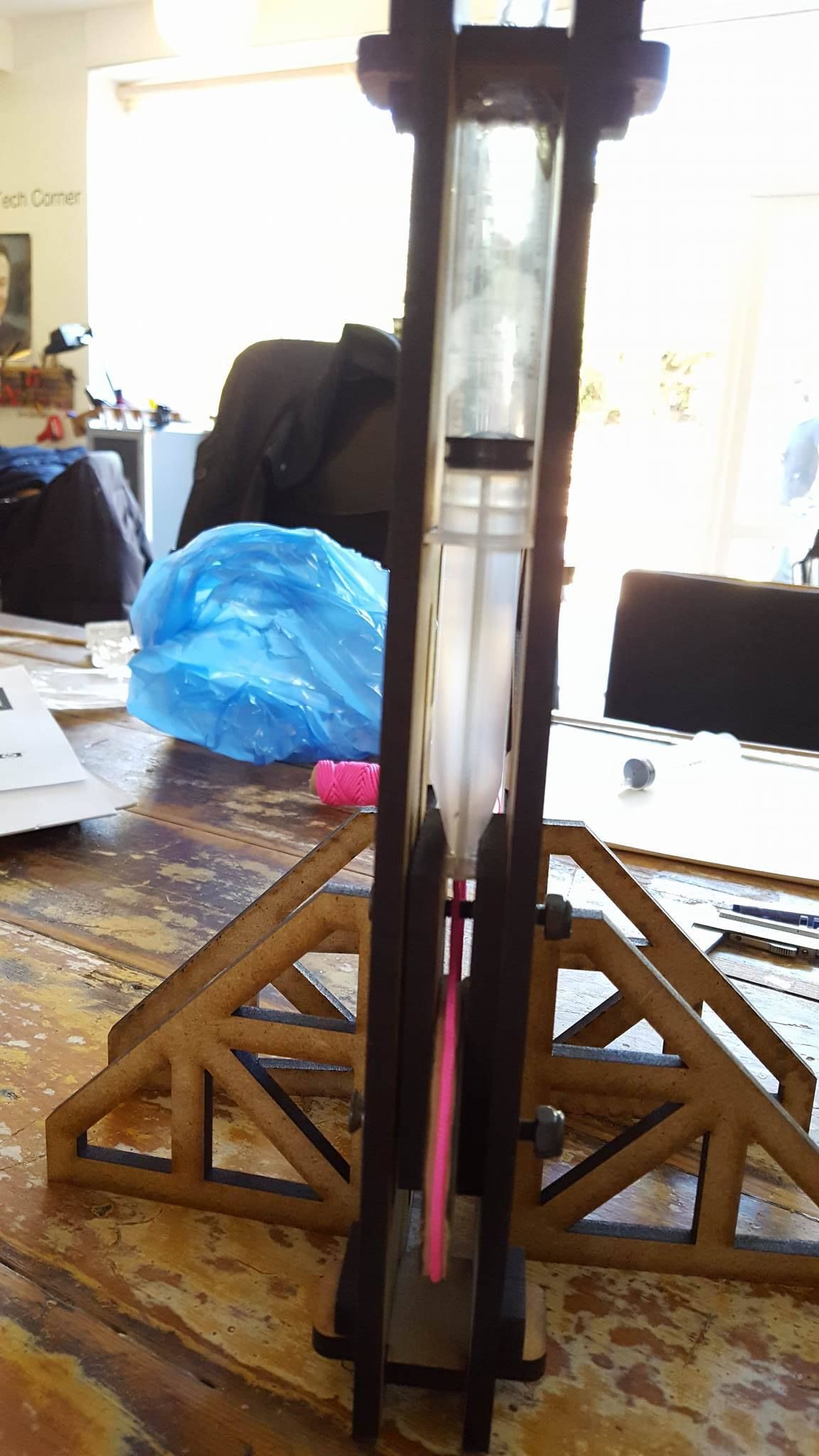 Hydraulic Crane (Syringes) By Mathias & Dennis 4 Steps Instructables