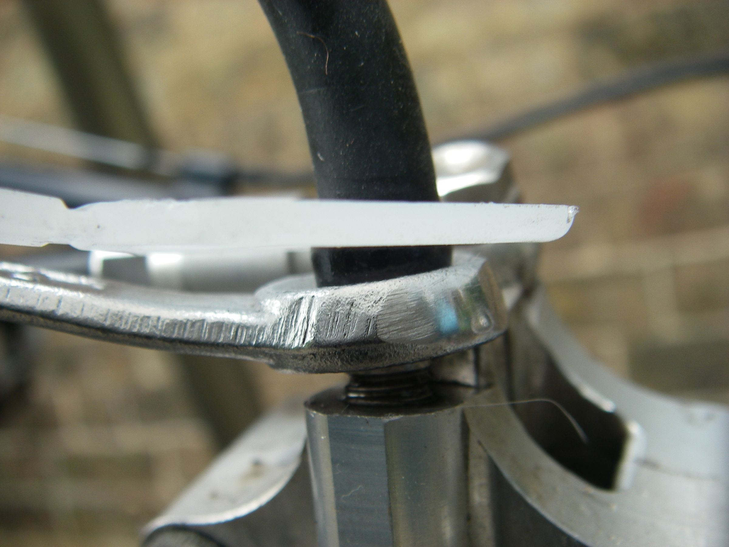 How to Bleed Hydraulic Bicycle Brakes. 7 Steps (with Pictures) Instructables