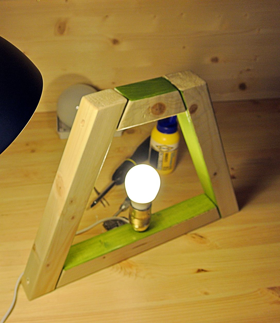 A trapezoidal lamp (Christmas' gift for parents)