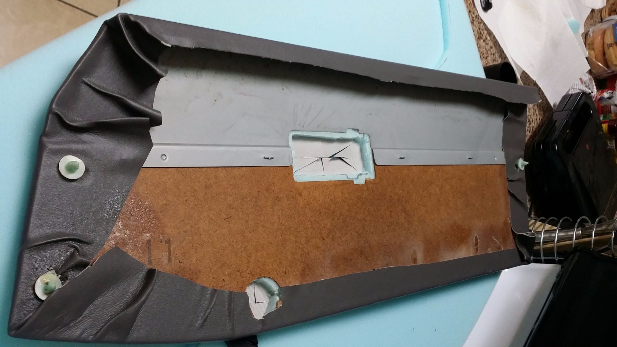 DIY Reupholster Vehicle Door Panels 4 Steps (with Pictures