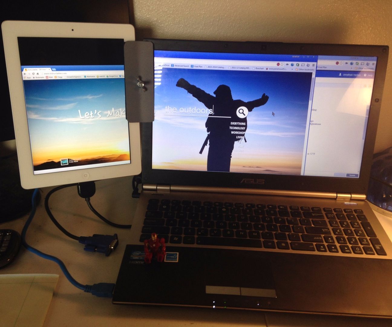 Dual Screen Mount for Tablet