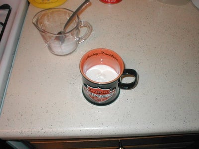 Streaming the Milk (Leche).