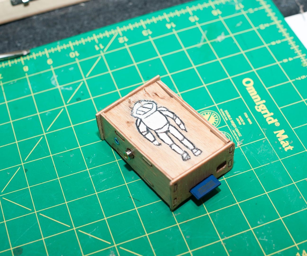 Simple Snap Together Raspberry Pi Wood Case