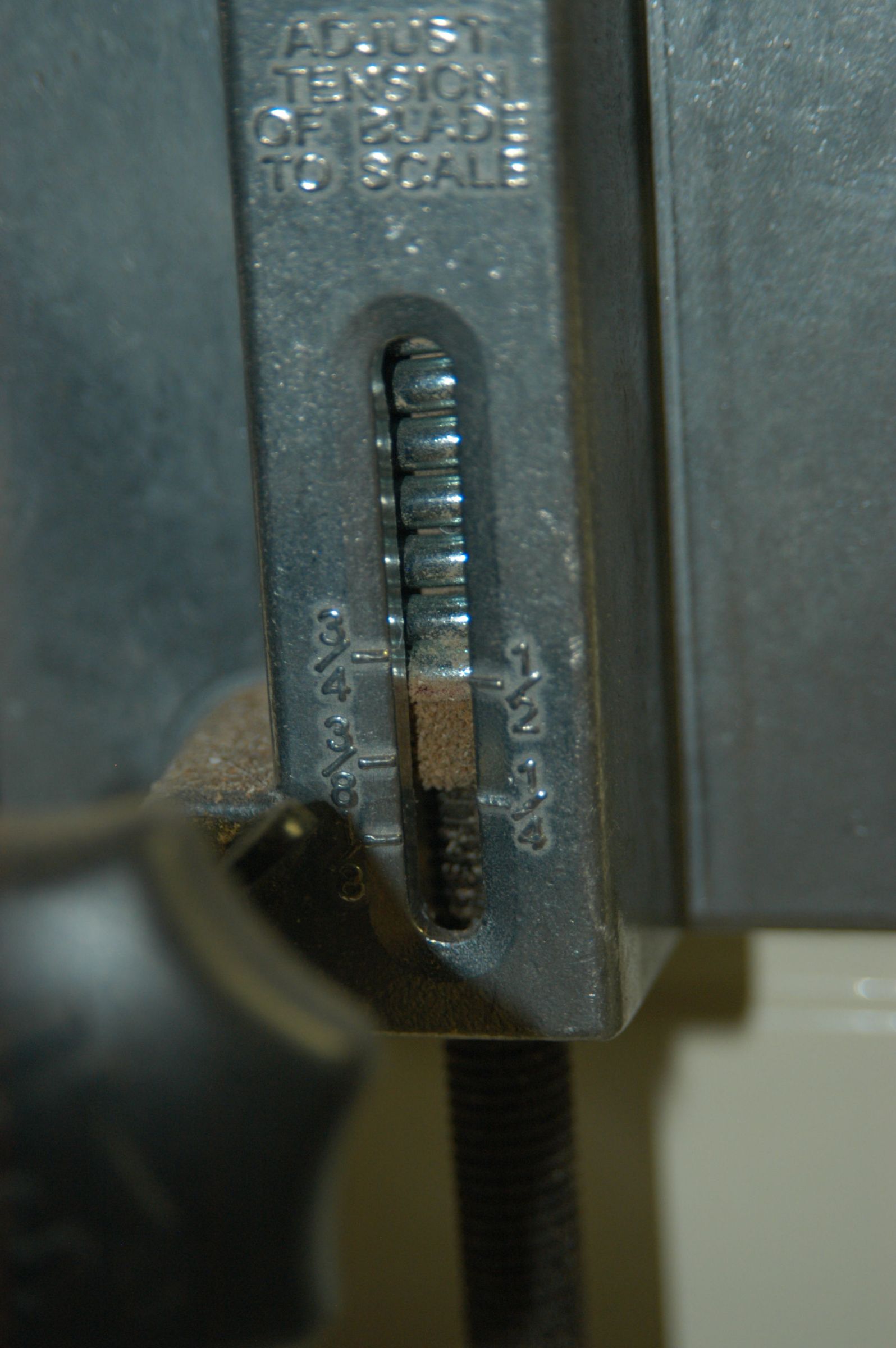Changing Blades on the 14" Bandsaw 9 Steps (with Pictures) Instructables