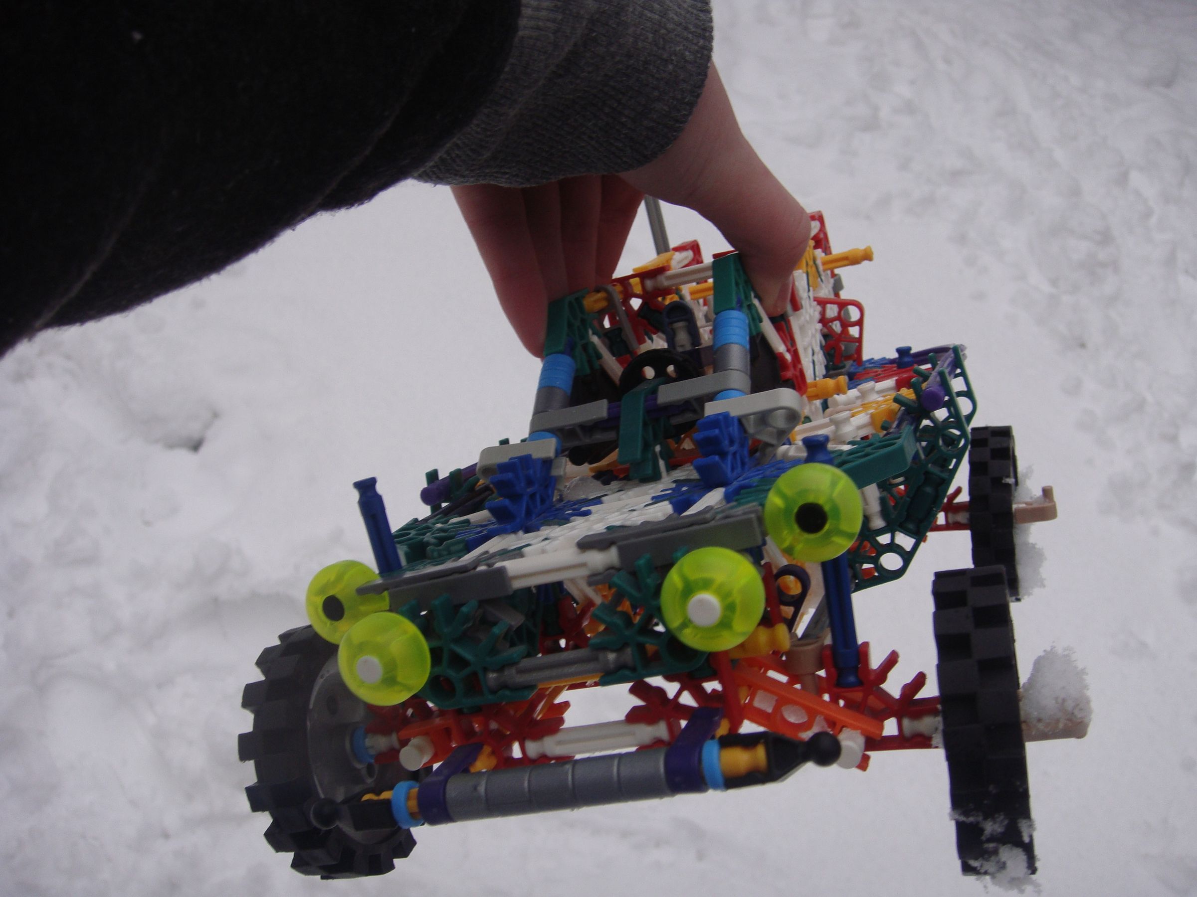 Knex dune buggy by Fishfrog27.