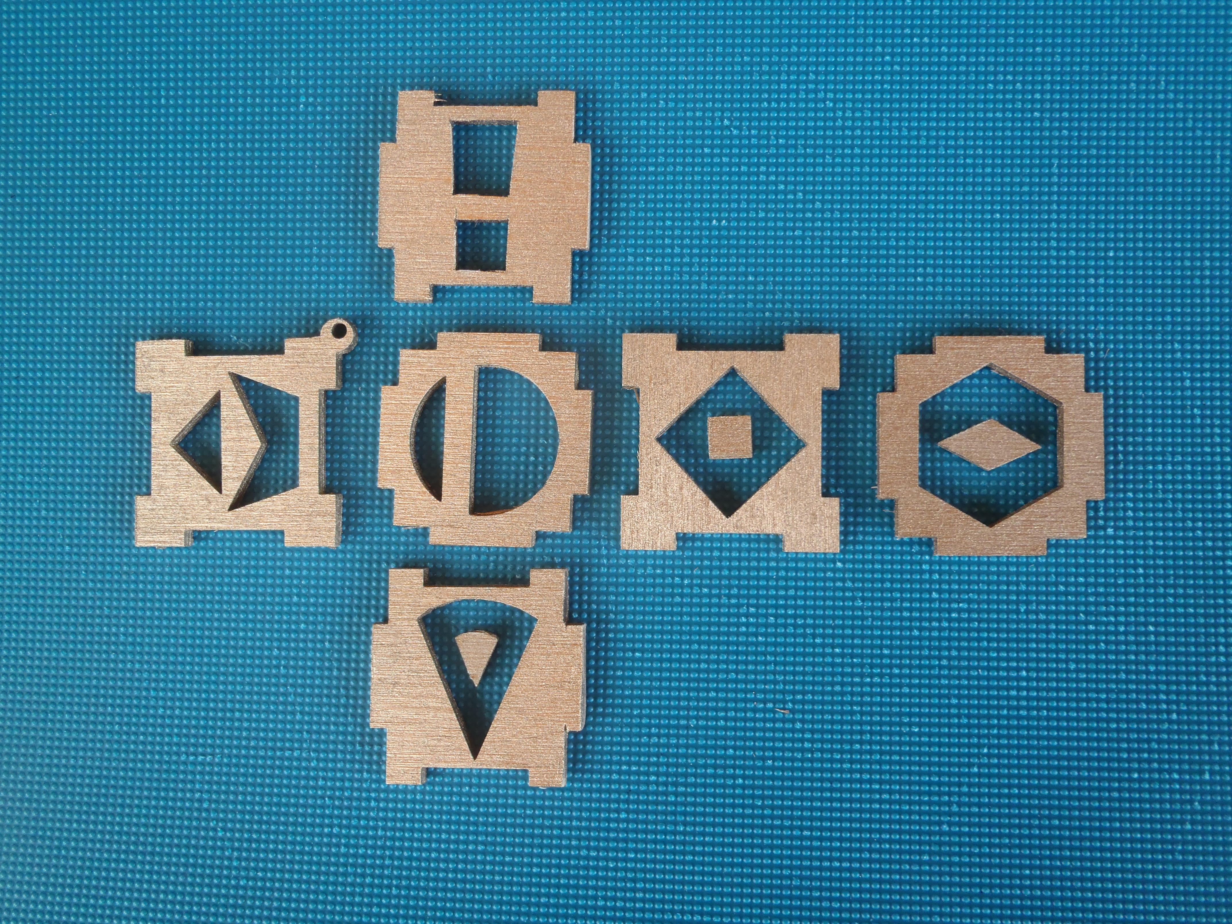 Han Solo Lucky Dice 4 Steps (with Pictures) Instructables