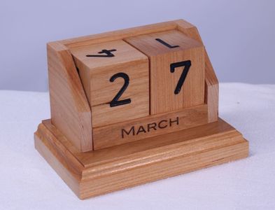 Perpetual Desk Calendar in Cherry