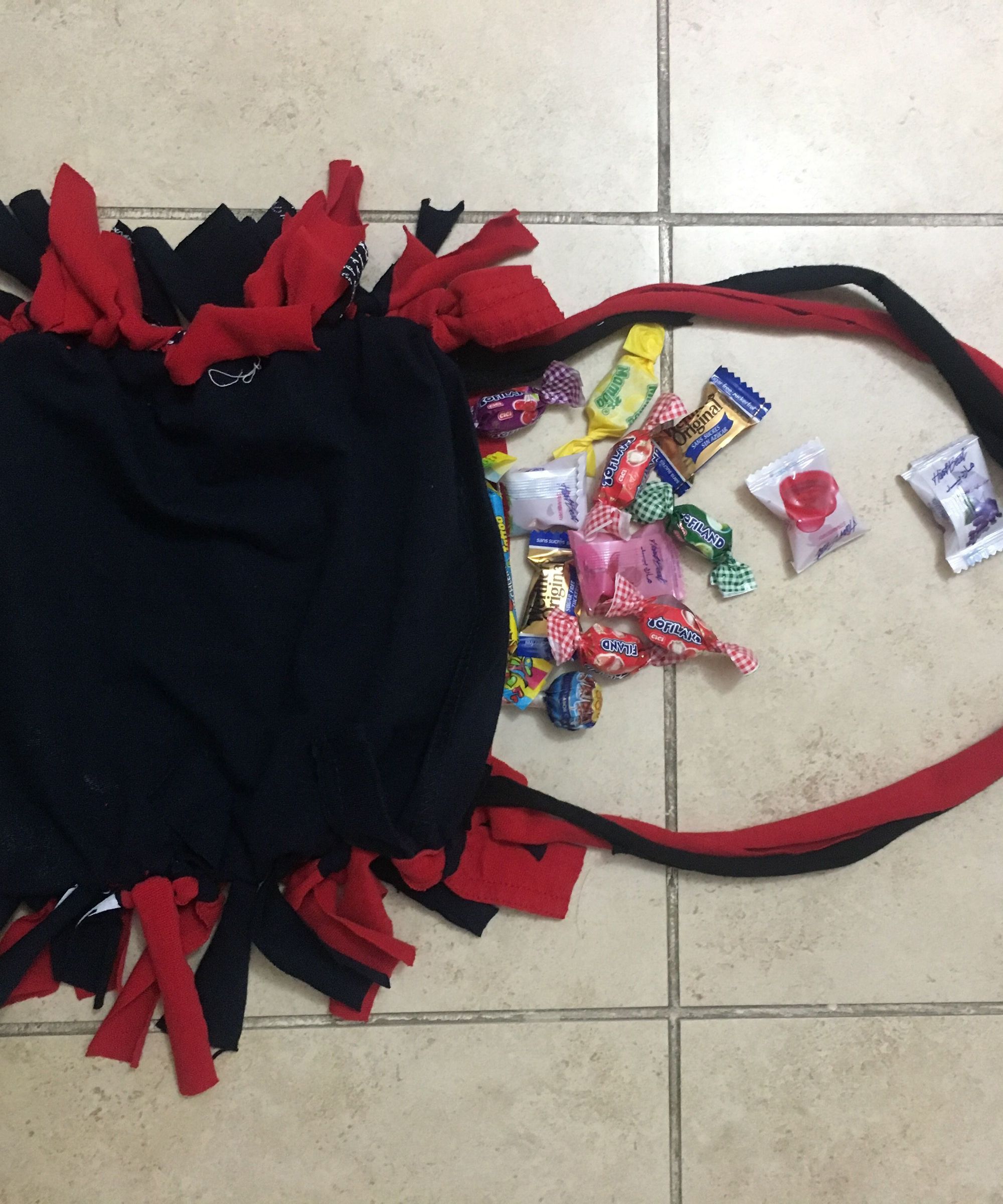 Simple DIY Trick of Treat Bag