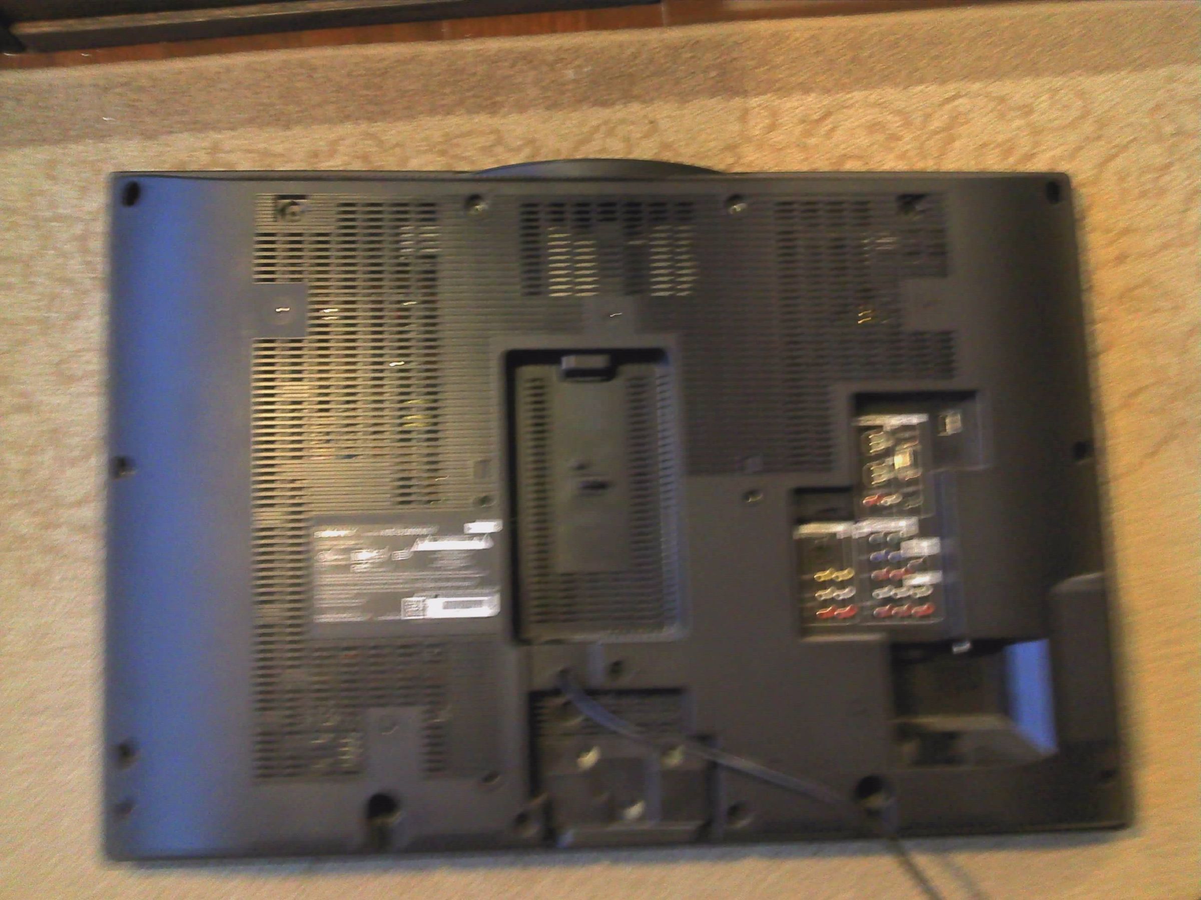 Combine 2 Broken TV's Into 1 Working : 6 Steps (with Pictures