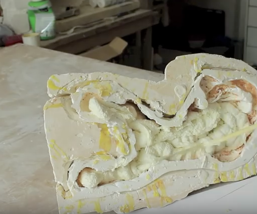 How to Use Expanding Foam in Art ? 