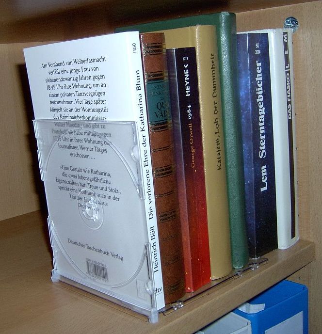 [DIY] Bookend Out of a Slim Cd-case