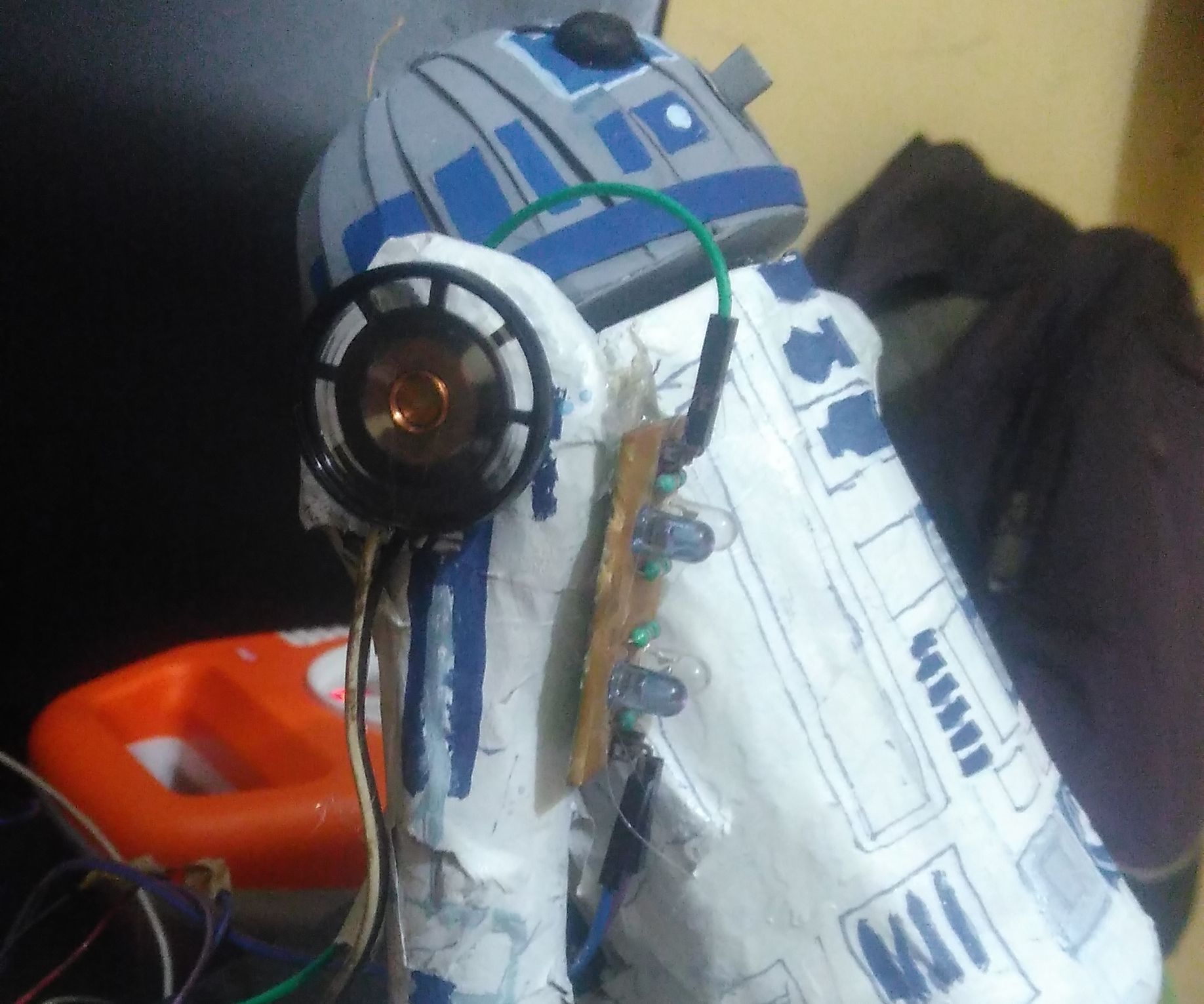 Pen holder Astromech Droid