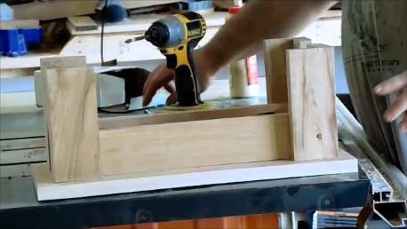 Step 6 : Put the Legs on Them 