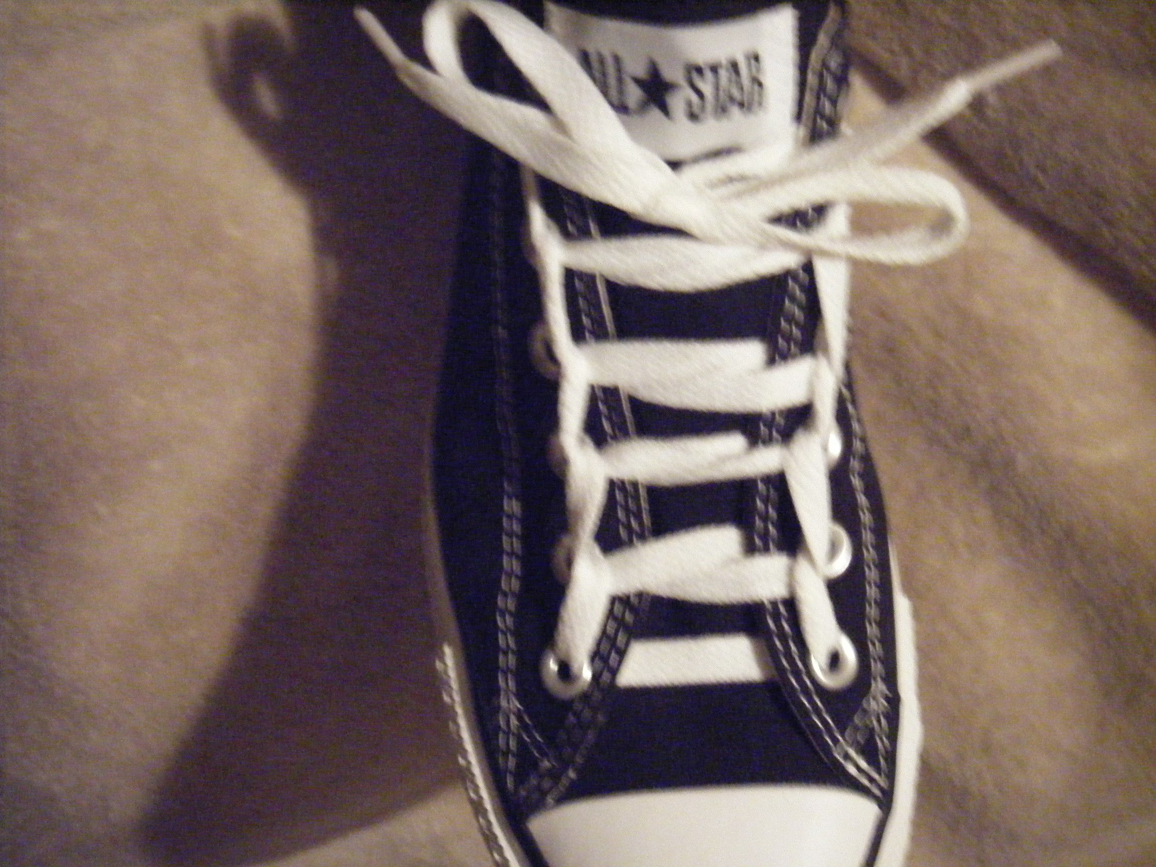 How to Ladder Lace Your Shoes 7 Steps Instructables