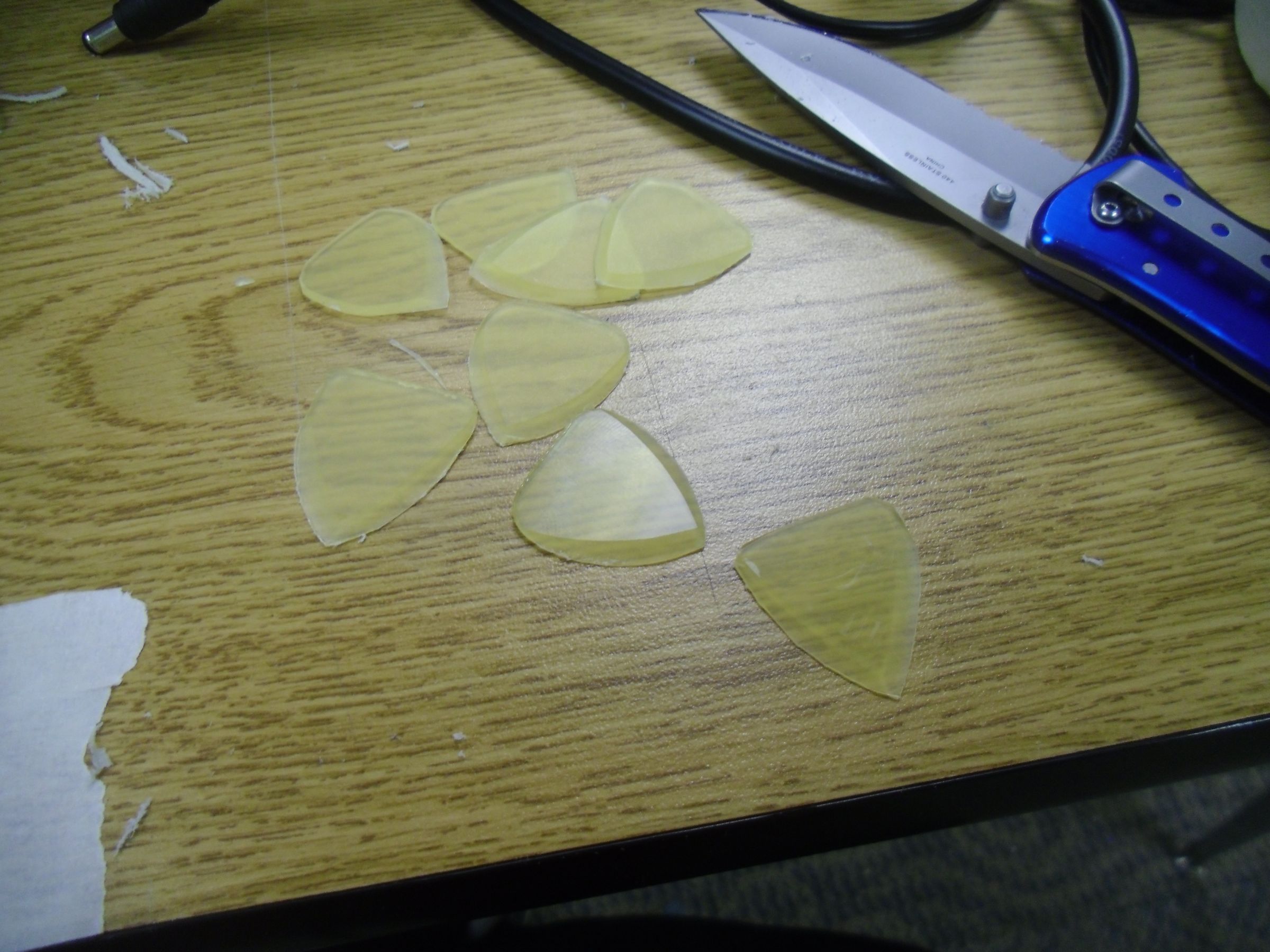 Free Lasercut Guitar Picks Using Polypropyline (Omaha Makers Group) 4