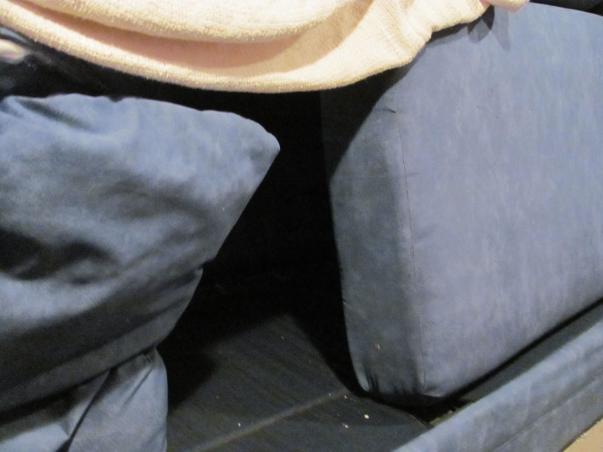 Build a Fort Out of a Couch - Instructables