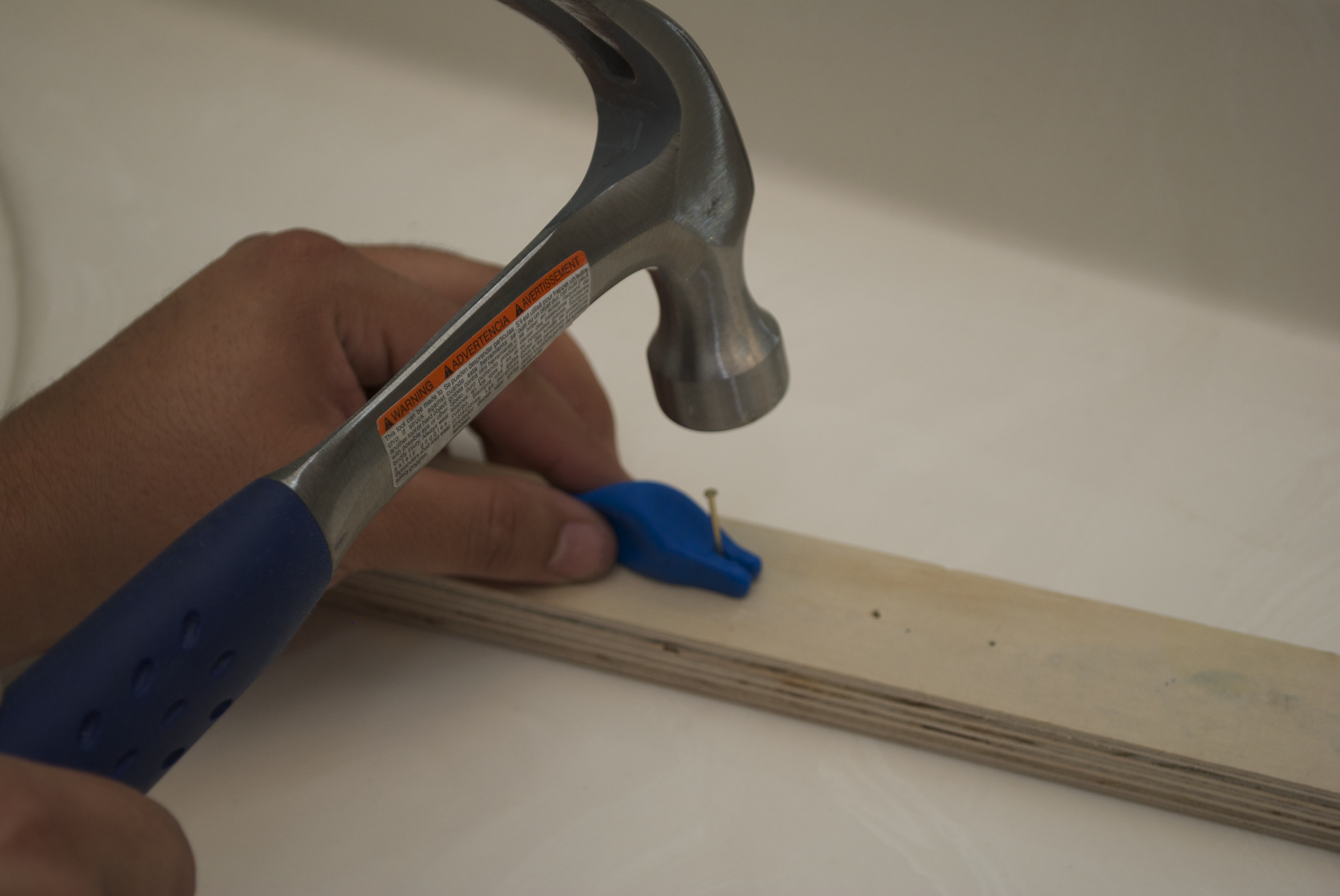 Sugru Hammer Helper
