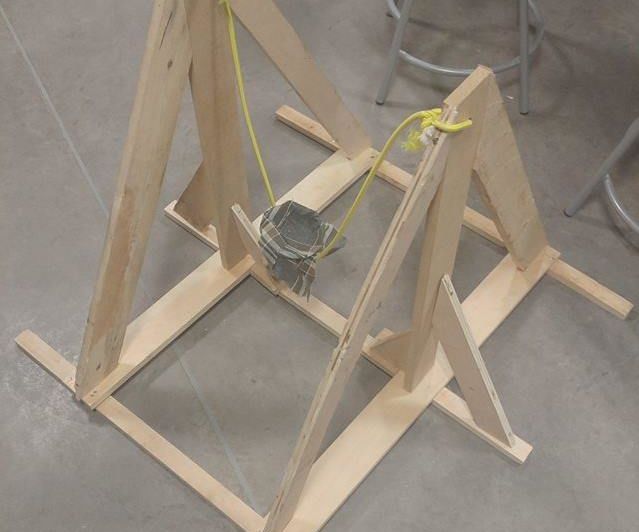 Large Snowball Slingshot