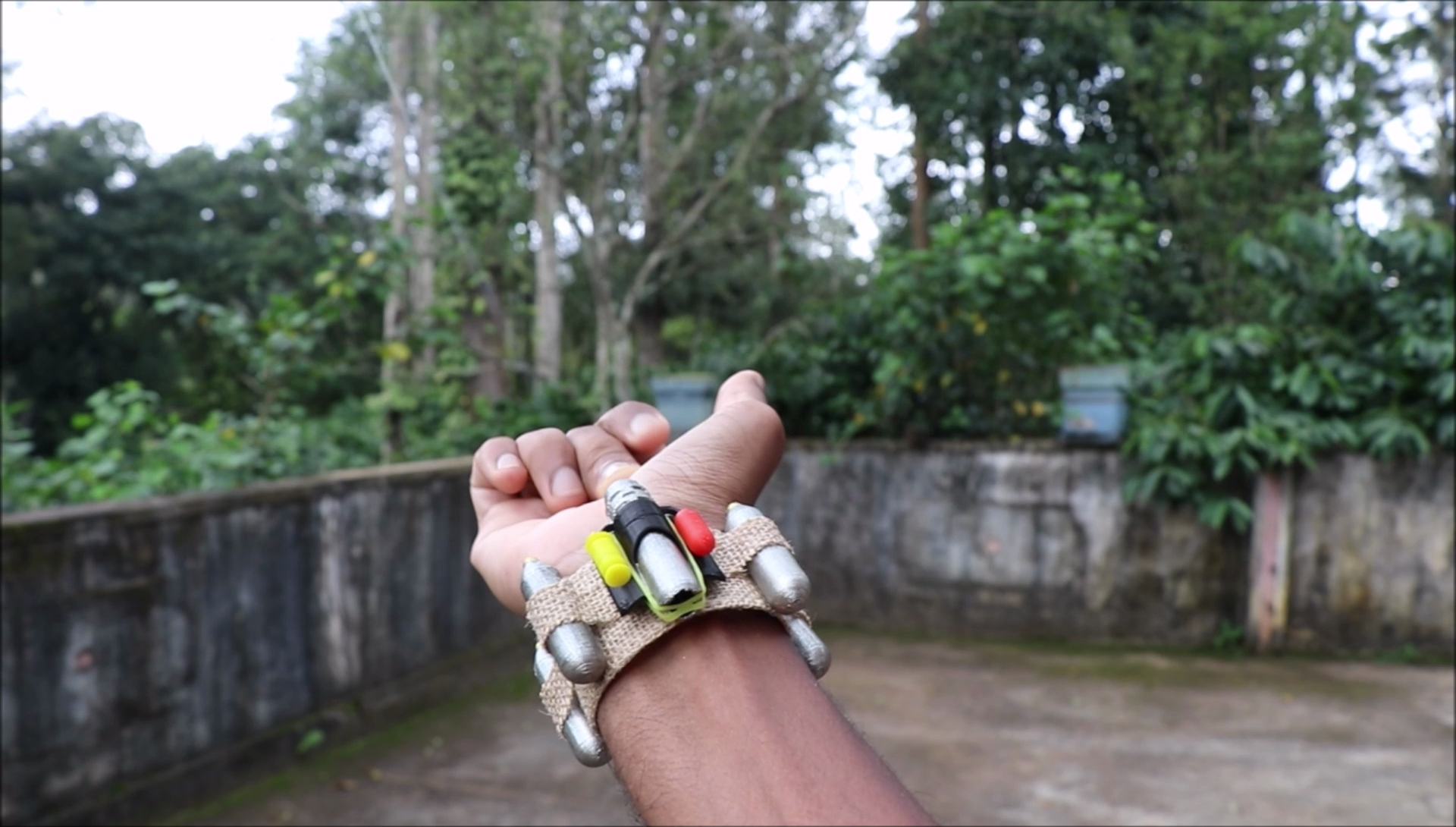 How to Make Working SCARLET SPIDER  Shooter in Simple Way 8 Steps