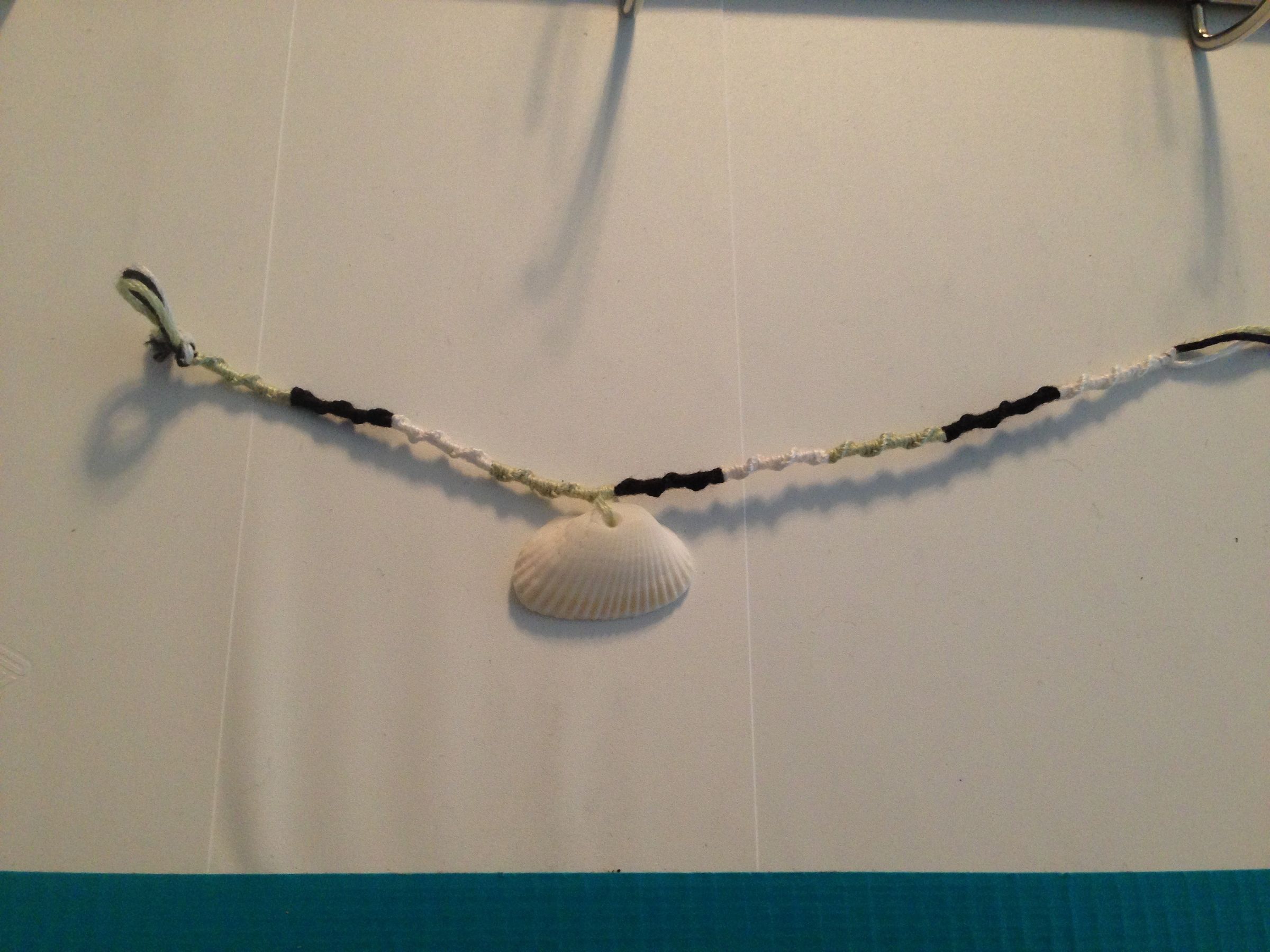 *EASY* Friendship Bracelet