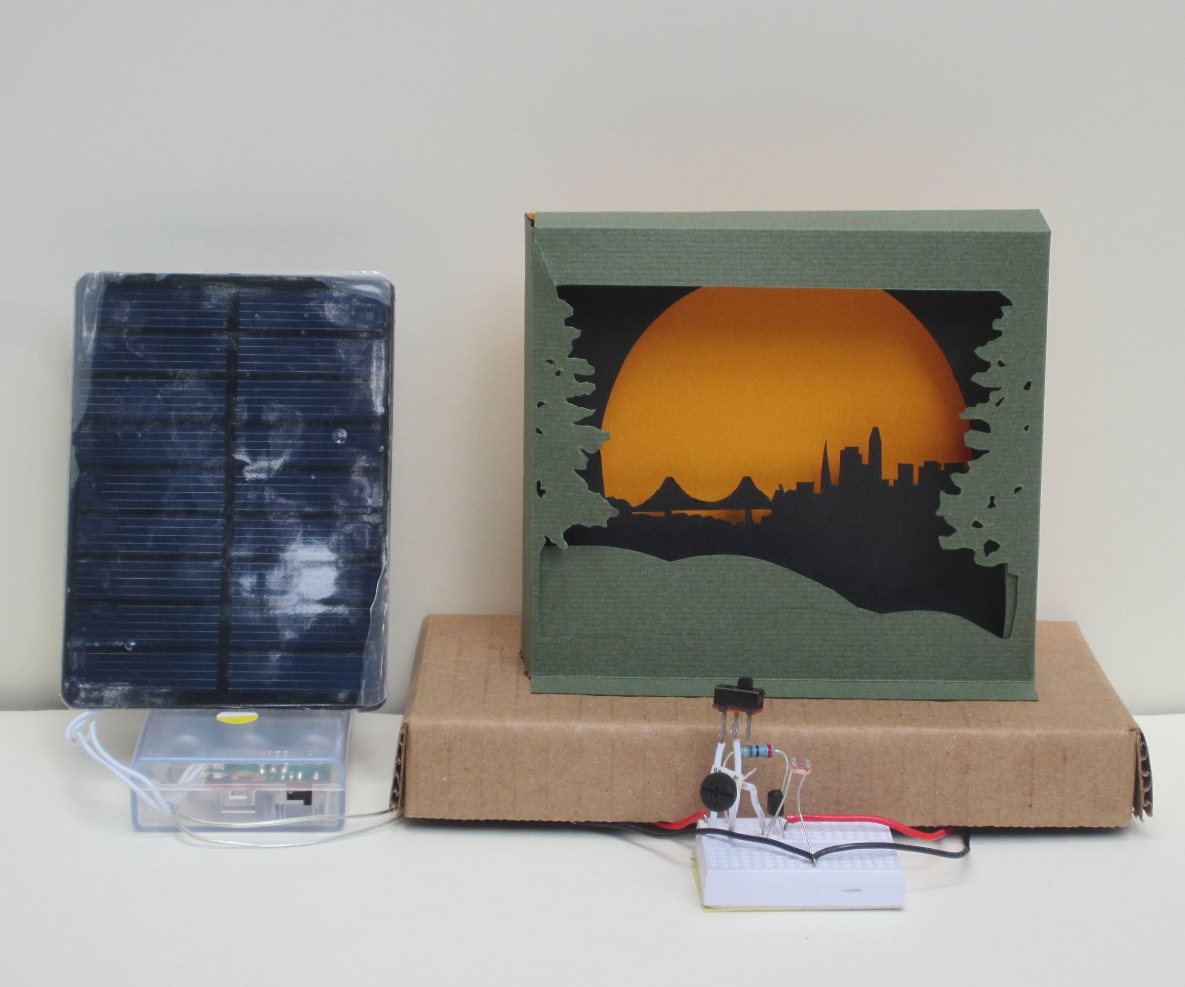 Tunnel Book Light With Dark Detecting Circuit and Solar-powered Battery