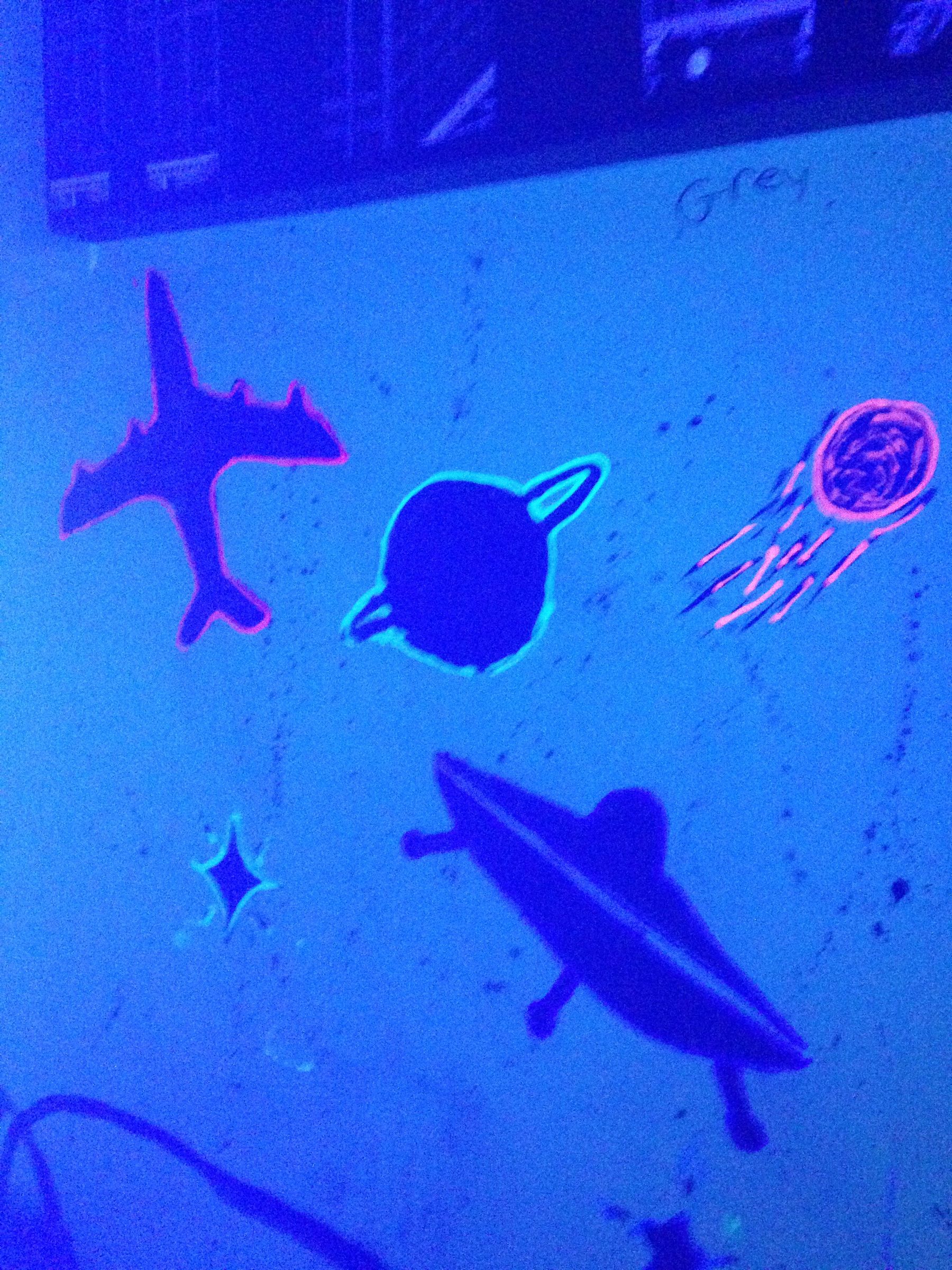 Black Light on Phone or Flash Light!