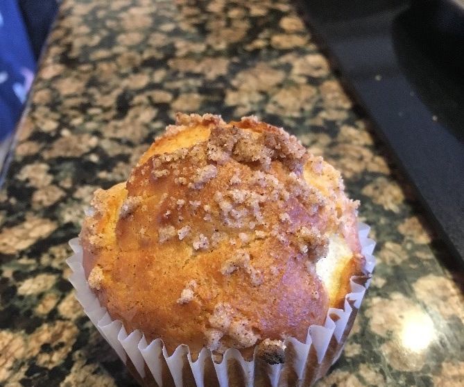 Cinnamon Apple Muffins