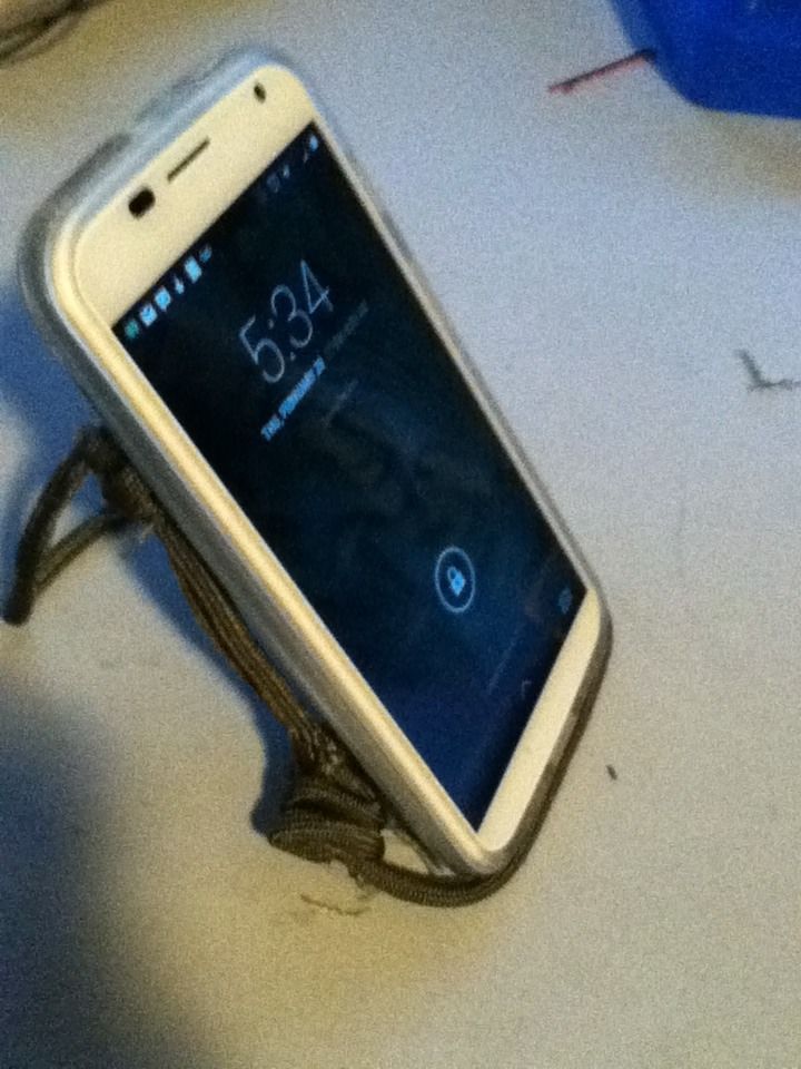 Paracord Phone Stand
