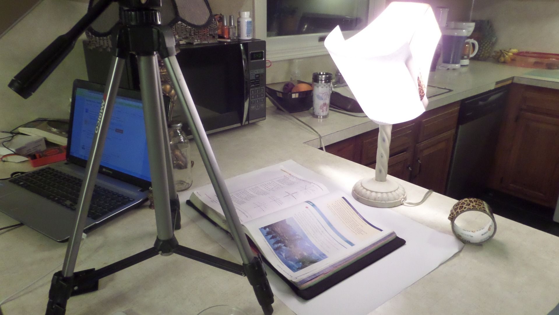 Quickly Scan a Textbook With a Camera : 8 Steps - Instructables
