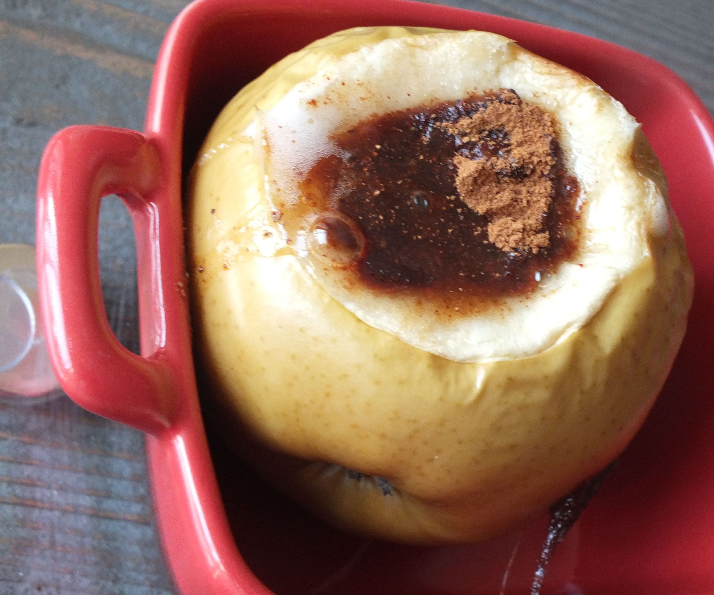 Grandma's Cinnamon Honey Baked Apples