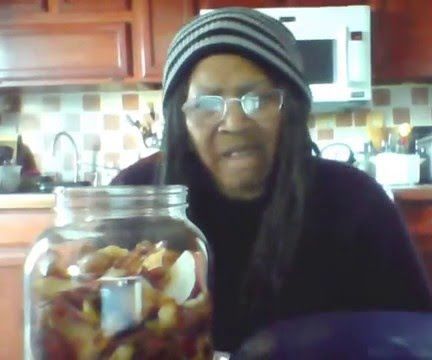 Making Homemade Apple Cider