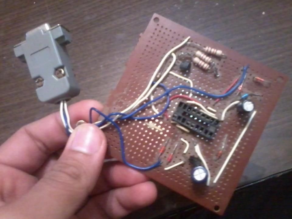 Easy 16F84 Microcontroller Programmer - JDM